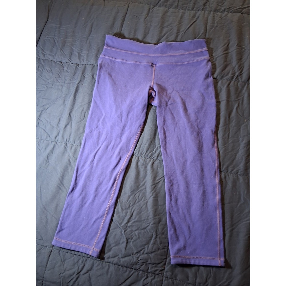 Lululemon Groove Super-High-Rise Cropped‎ Leggings Size 6 Purple